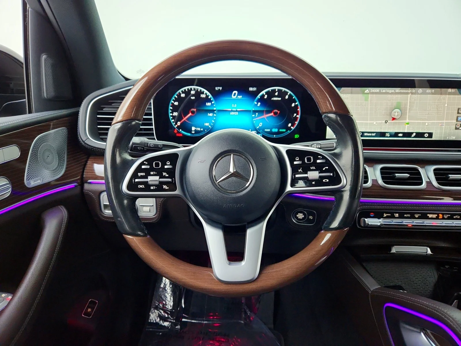 Used 2021 Emerald Green Metallic Mercedes-Benz GLE 450 image 23