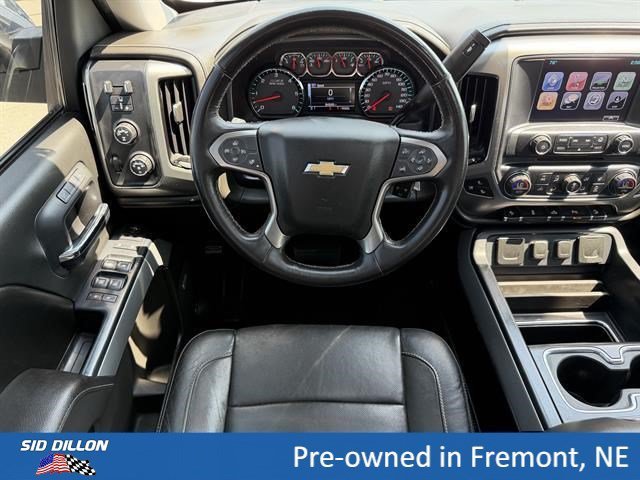 Used 2017 Iridescent Pearl Tricoat Chevrolet LTZ image 4