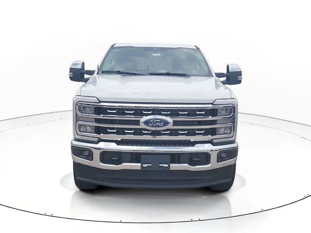 New 2026 Oxford White Ford Lariat image 2