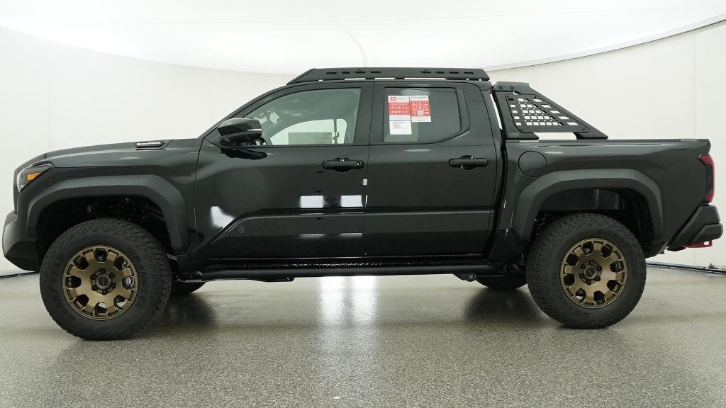 New 2026 Black Toyota Trailhunter image 38