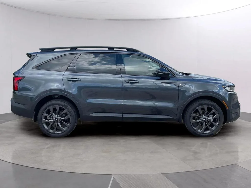 Used 2023 Gravity Gray Kia X-Line EX image 6