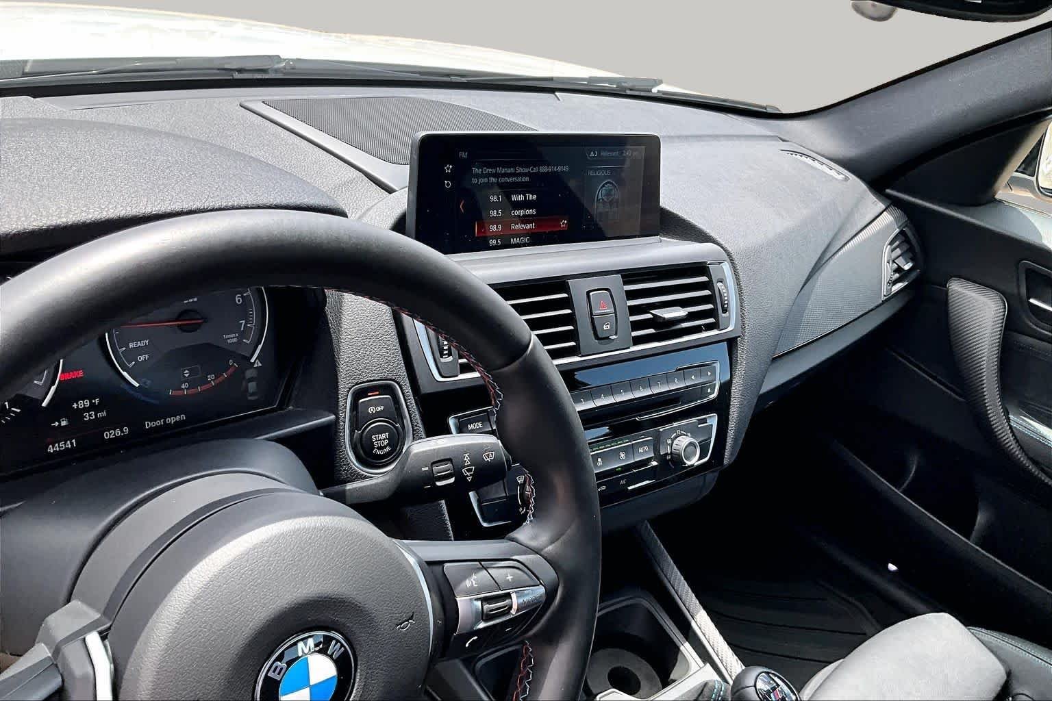 Used 2017 Alpine White BMW  image 5