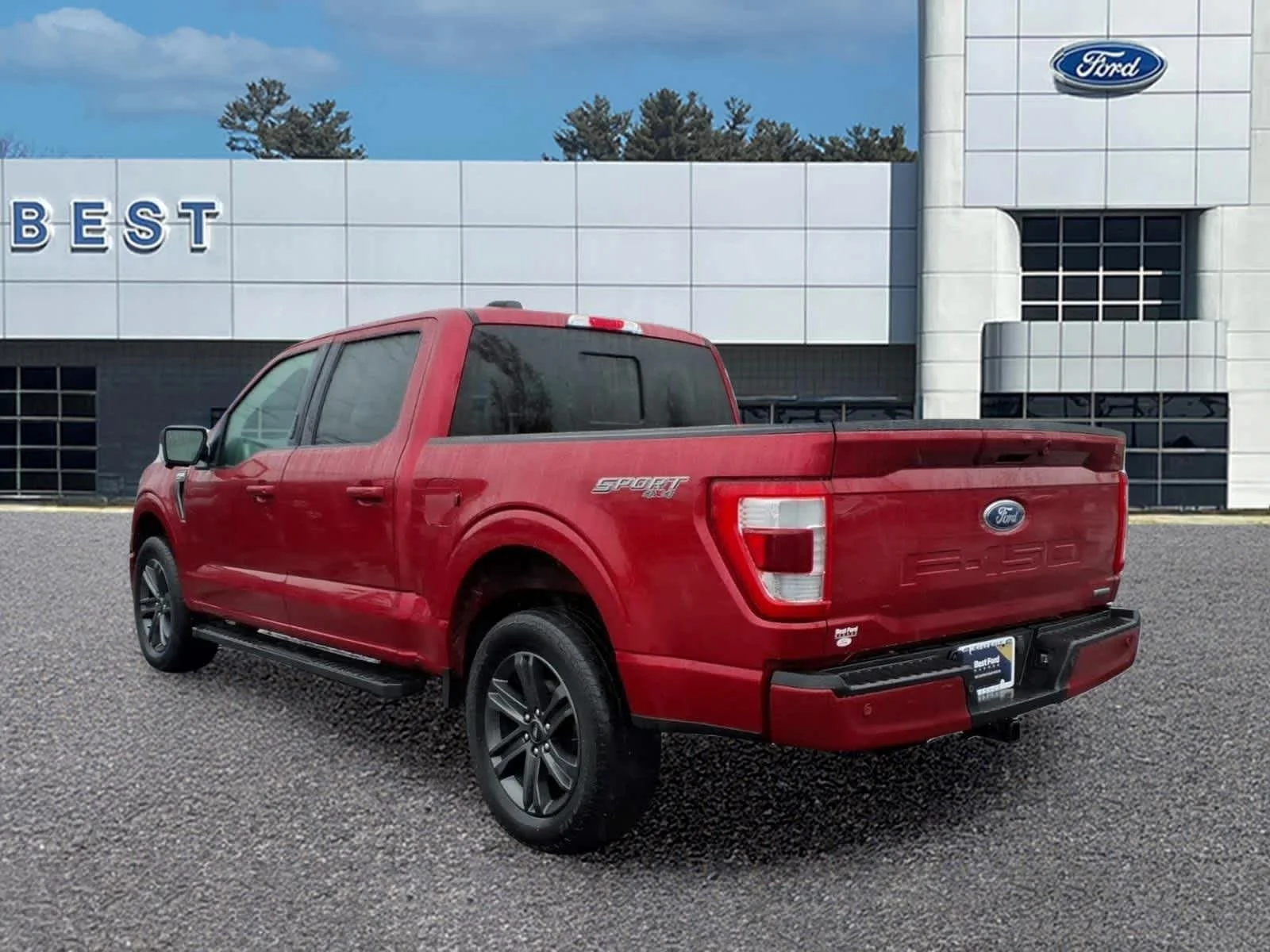 Used 2023 Rapid Red Metallic Tinted Clearcoat Ford LARIAT image 4