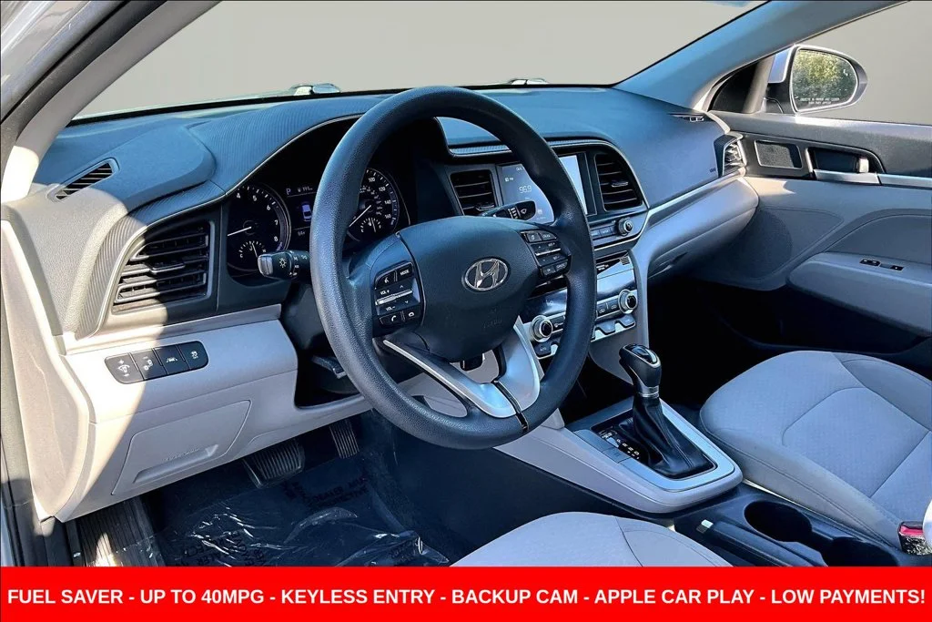 Used 2020 Silver Hyundai SEL image 20