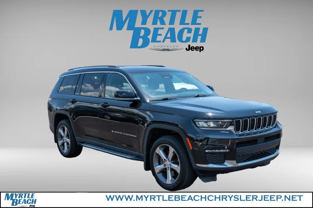 Certified Used 2021 Diamond Black Jeep Limited image 8