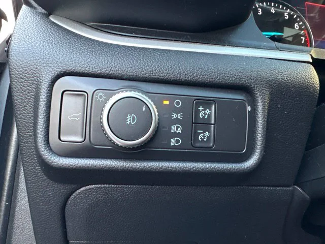 Used 2021 Gray Ford XLT image 23
