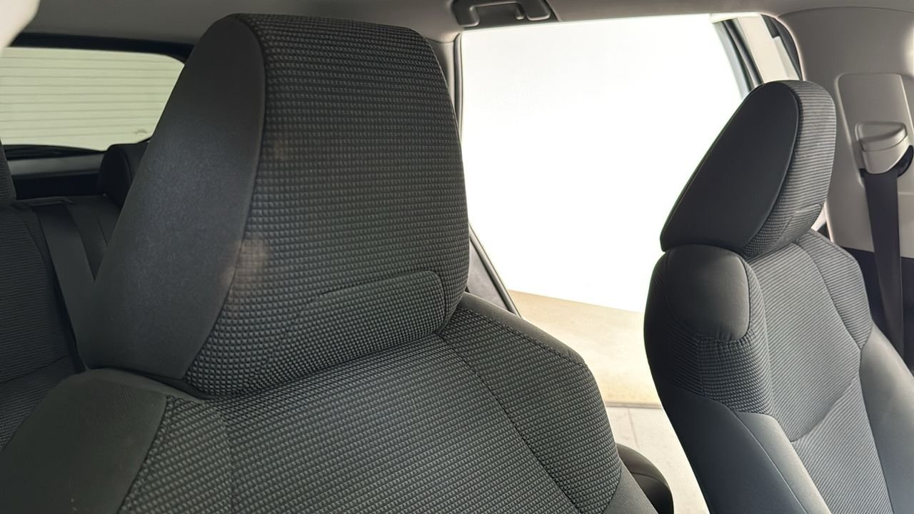 Used 2023 White Toyota LE image 19