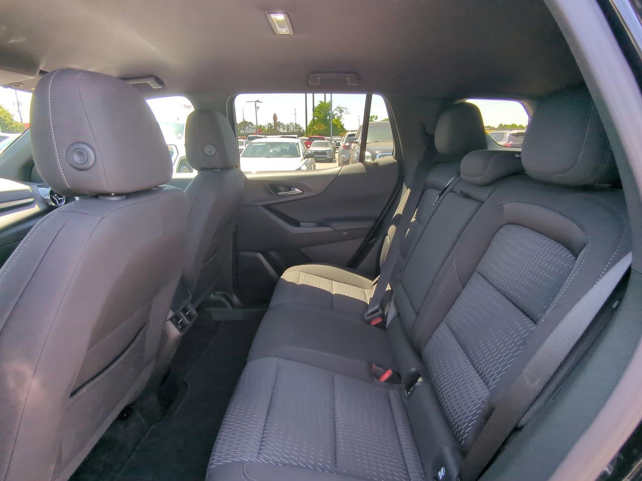 2025 Chevrolet Equinox LT - Photo 13