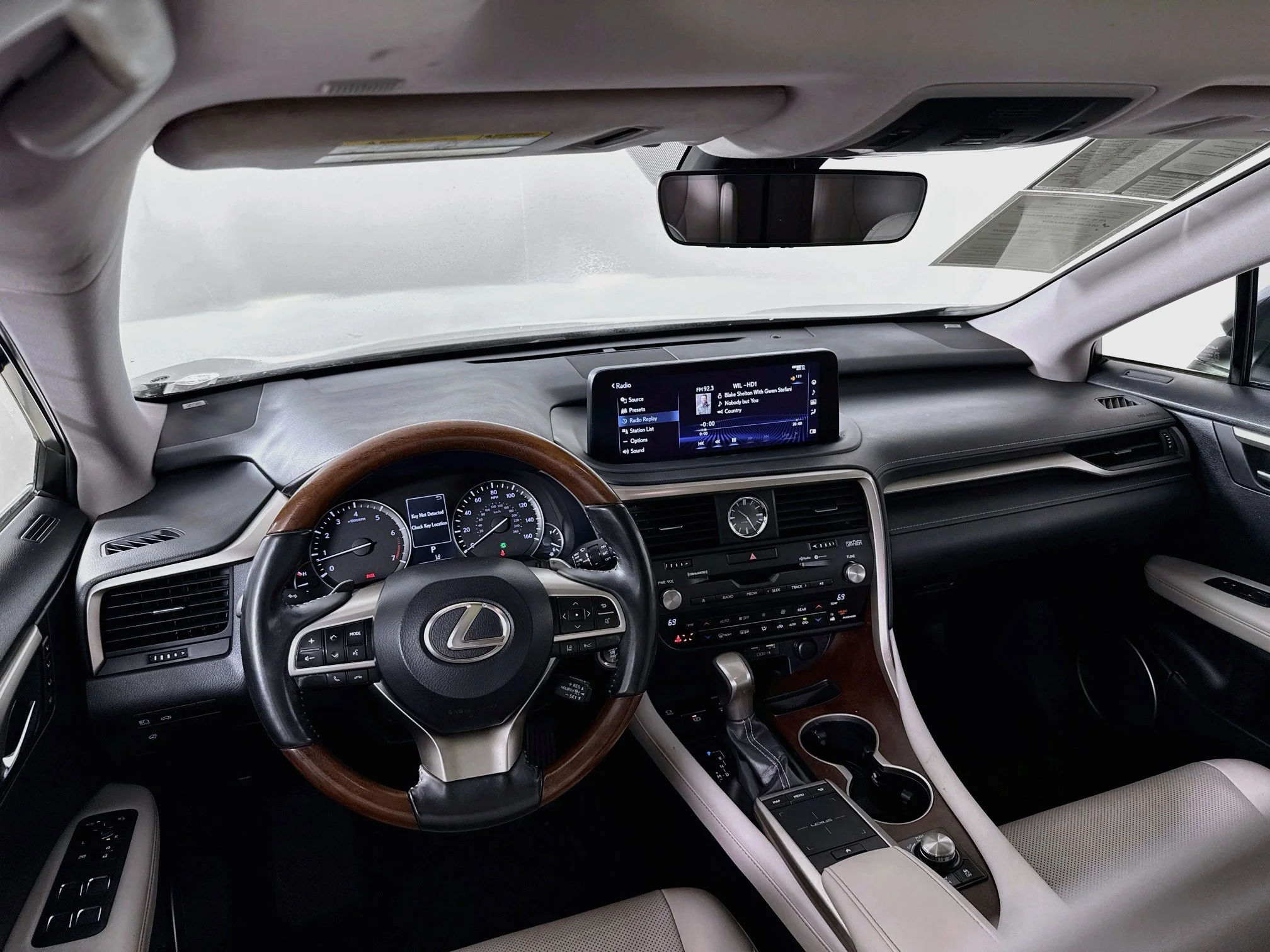 Used 2020 Nebula Gray Pearl Lexus 350L image 24