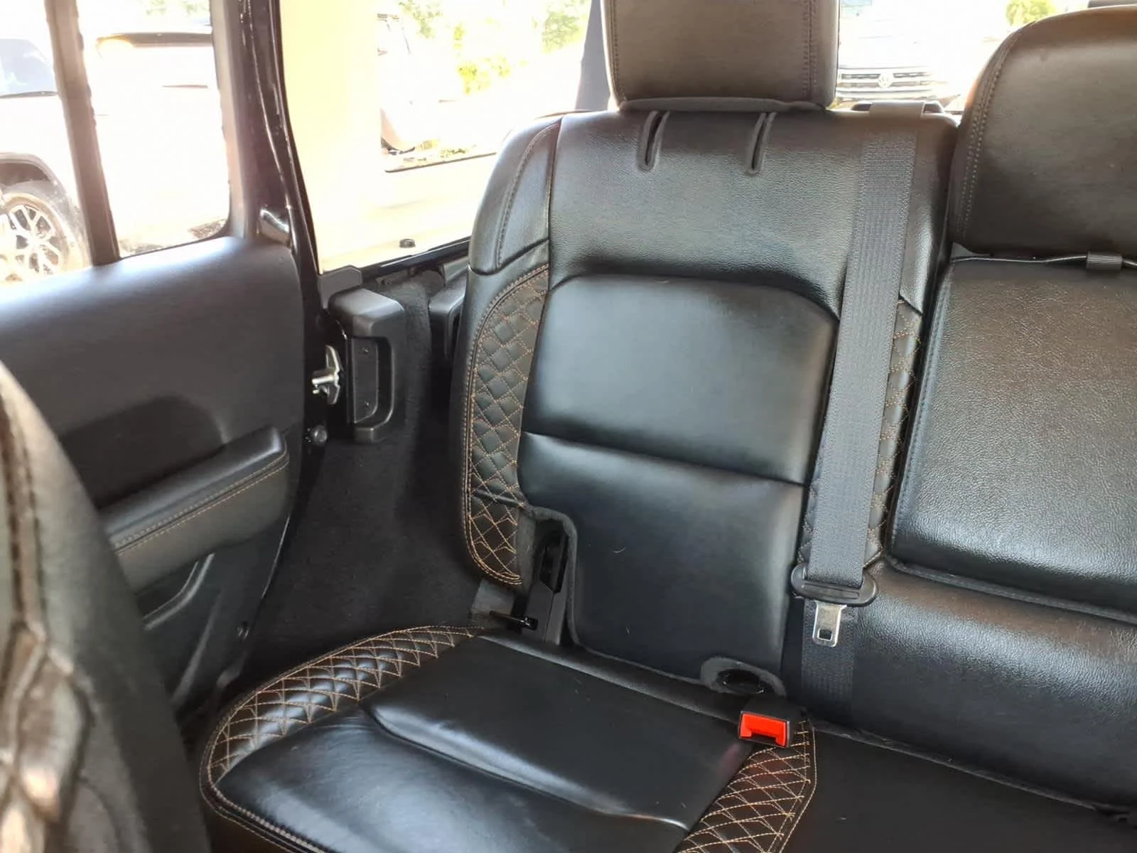 Certified Used 2022 Black Clearcoat Jeep Unlimited High Altitude image 18