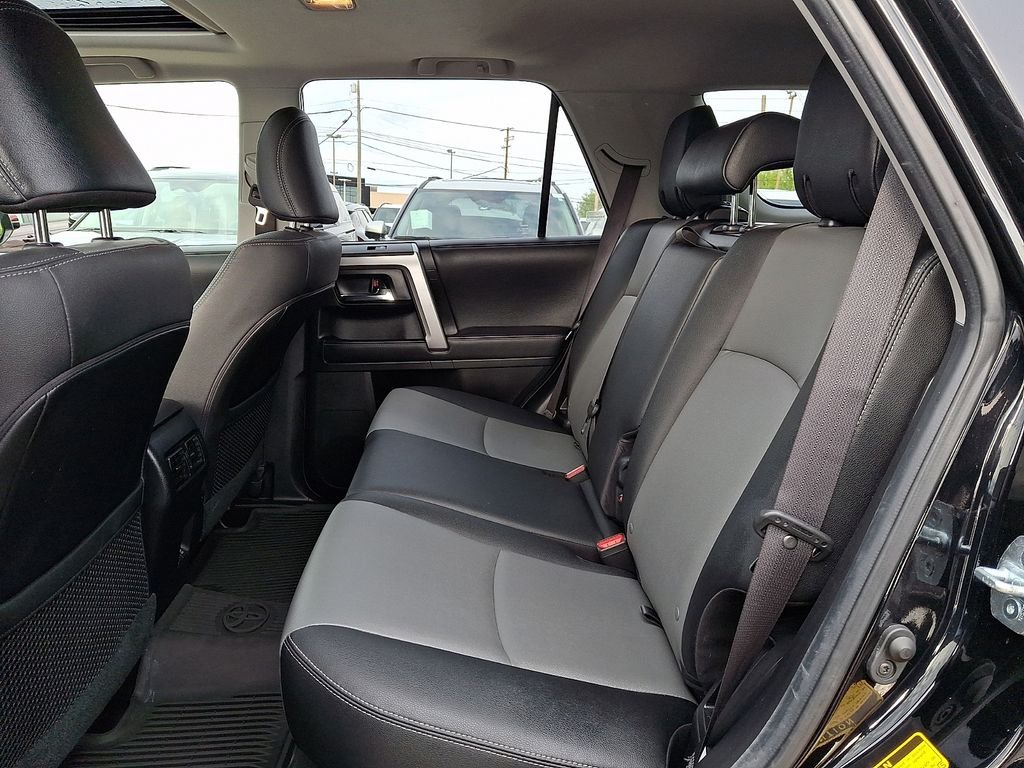 Used 2020 Black Toyota SR5 Premium image 11