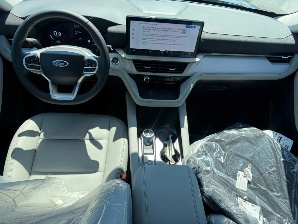 New 2026 Vapor Blue Metallic Ford Active image 39