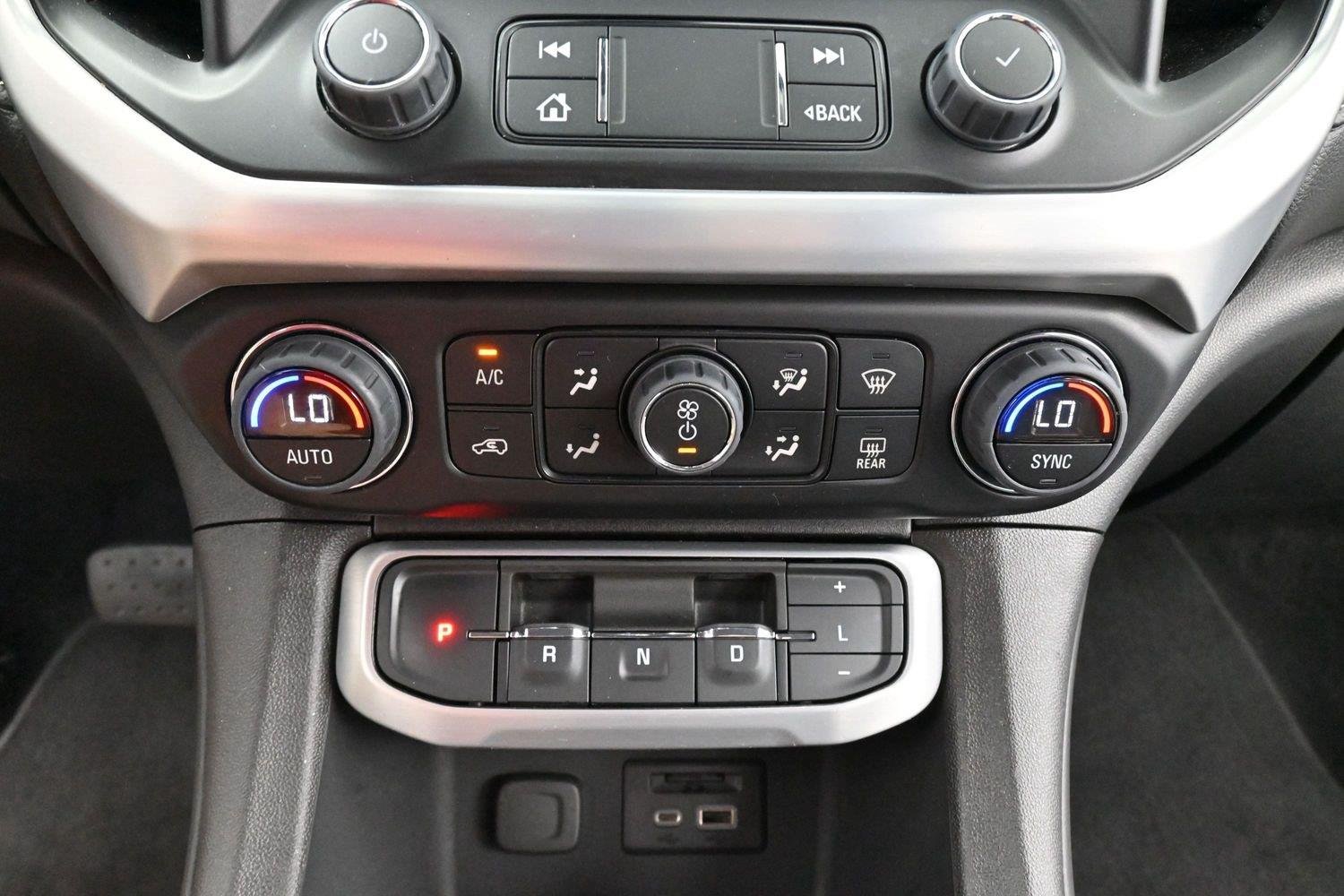 Used 2023 Summit White GMC SLT image 26