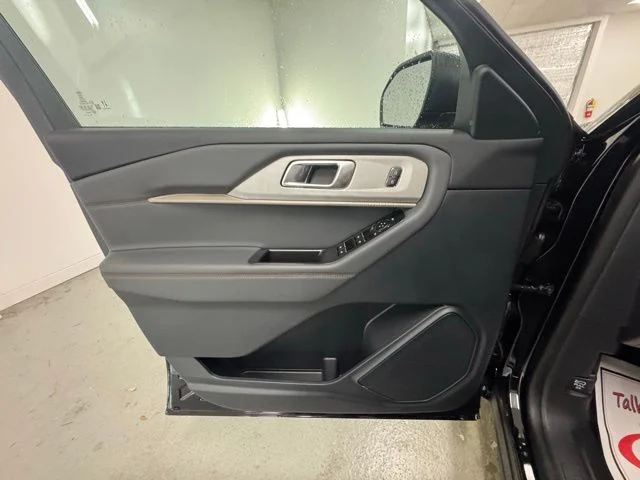 New 2026 Agate Black Metallic Ford Active image 15