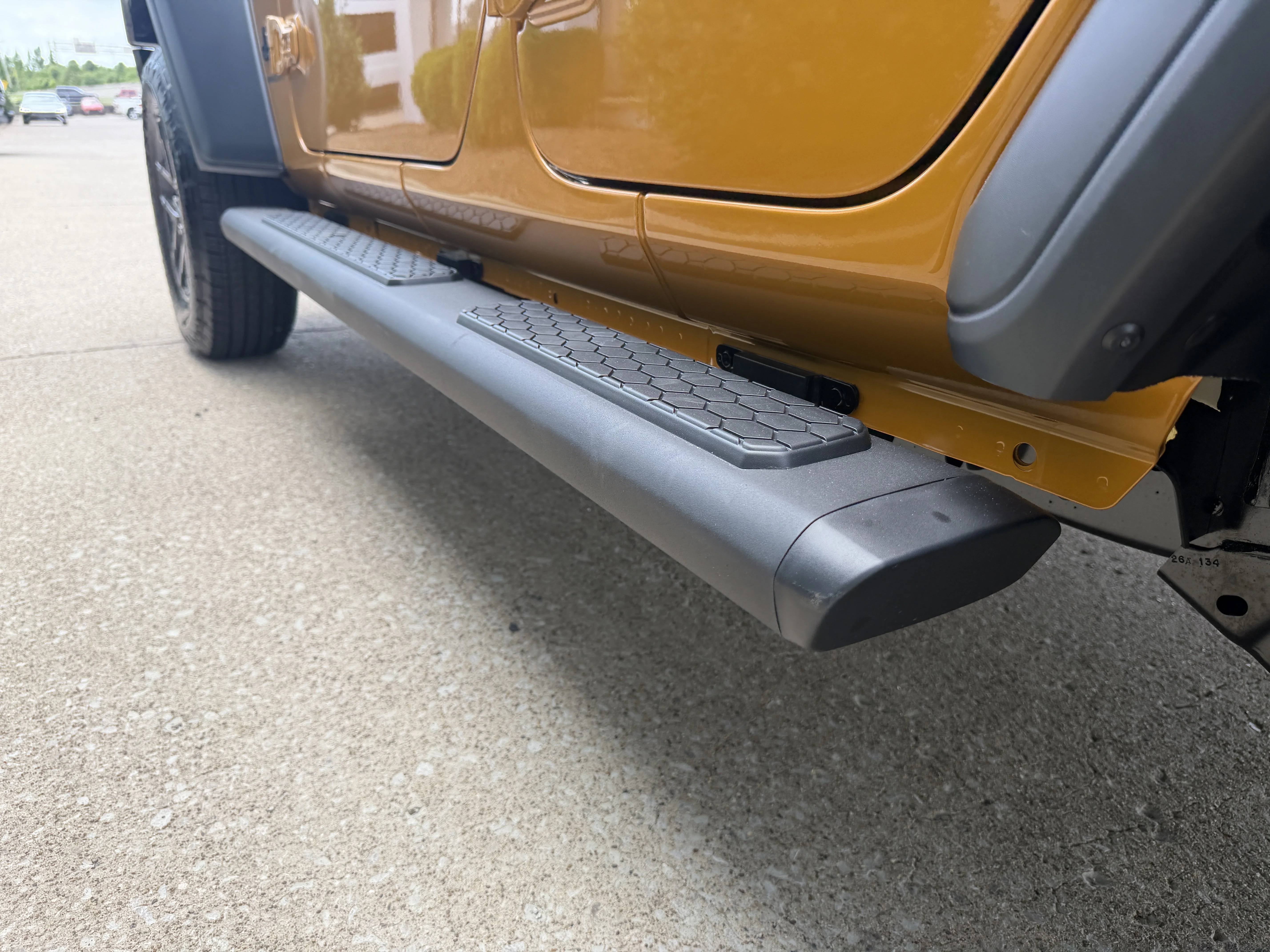 New 2026 Goldilocks Exterior Paint Jeep Sport S image 13