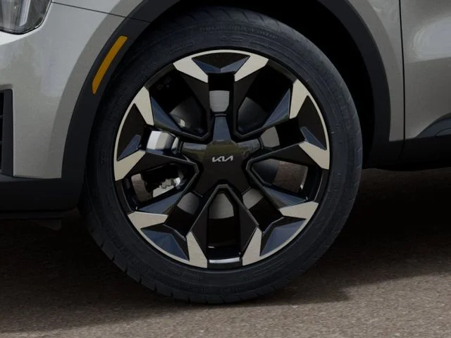 New 2026 Ivory Silver Kia EX image 9