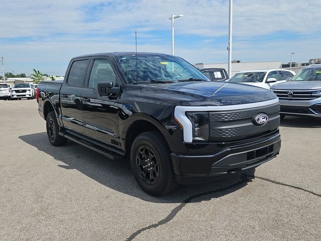 Certified Used 2025 Agate Black Metallic Ford XLT image 7
