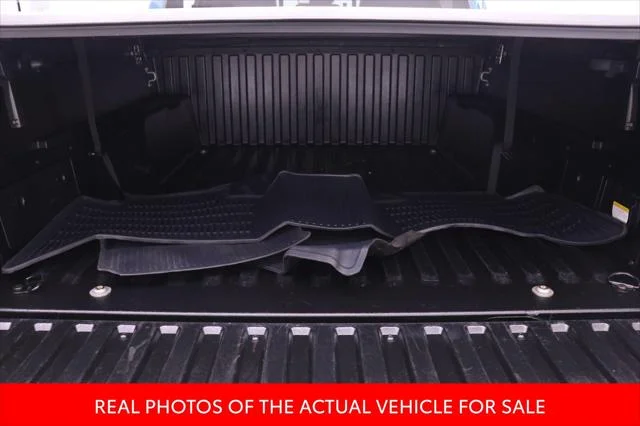 Certified Used 2018 BLAZING BLUE PEARL Toyota  image 14