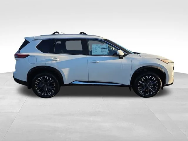 New 2026 Everest White Pearl Tricoat Nissan Platinum image 8