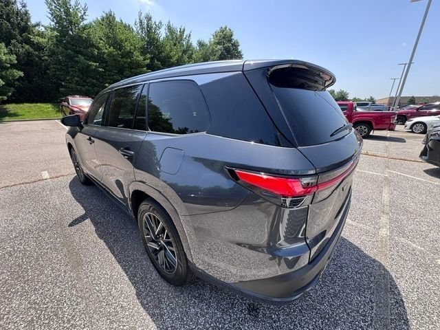 Certified Used 2024 Gray Lexus 350 Premium image 2