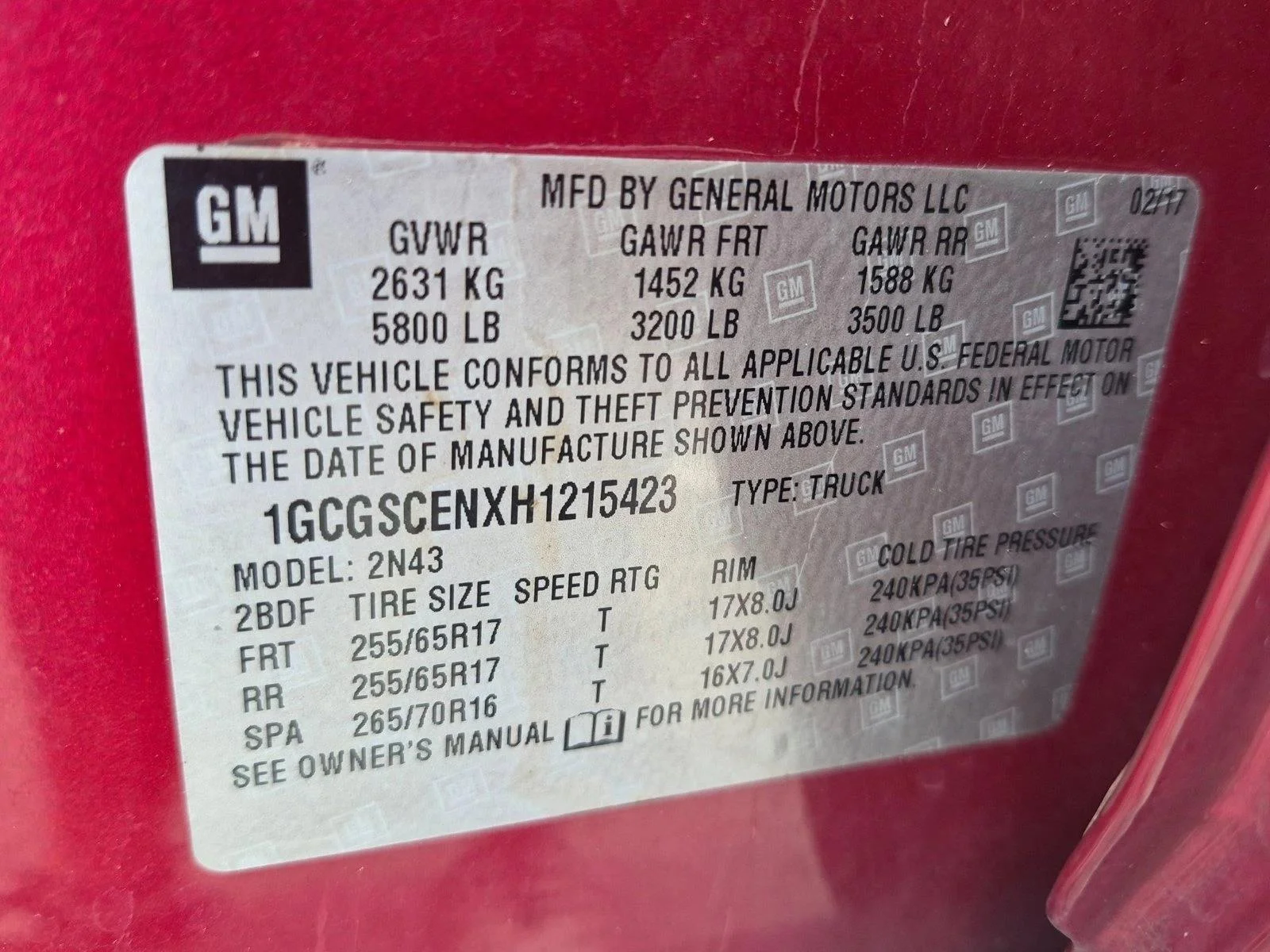 Used 2017 Cajun Red Tintcoat Chevrolet 2WD LT image 22