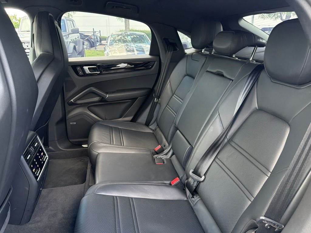 Used 2022 Gray Porsche  image 12