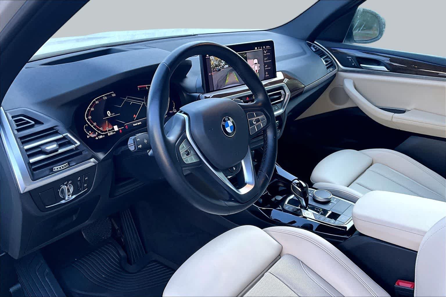 Used 2023 Mineral White Metallic BMW xDrive30i image 18