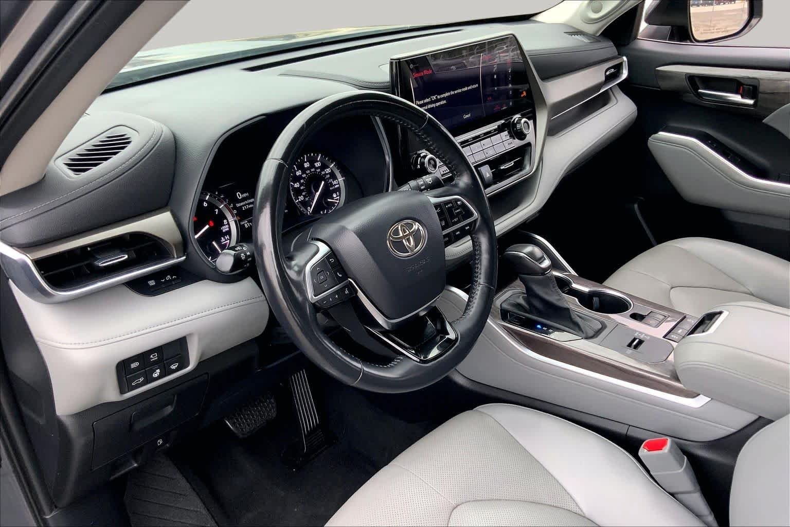 Used 2020 Magnetic Gray Metallic Toyota Limited image 17