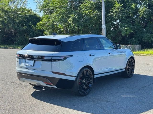 Certified Used 2024 Gray Land Rover Dynamic SE image 5