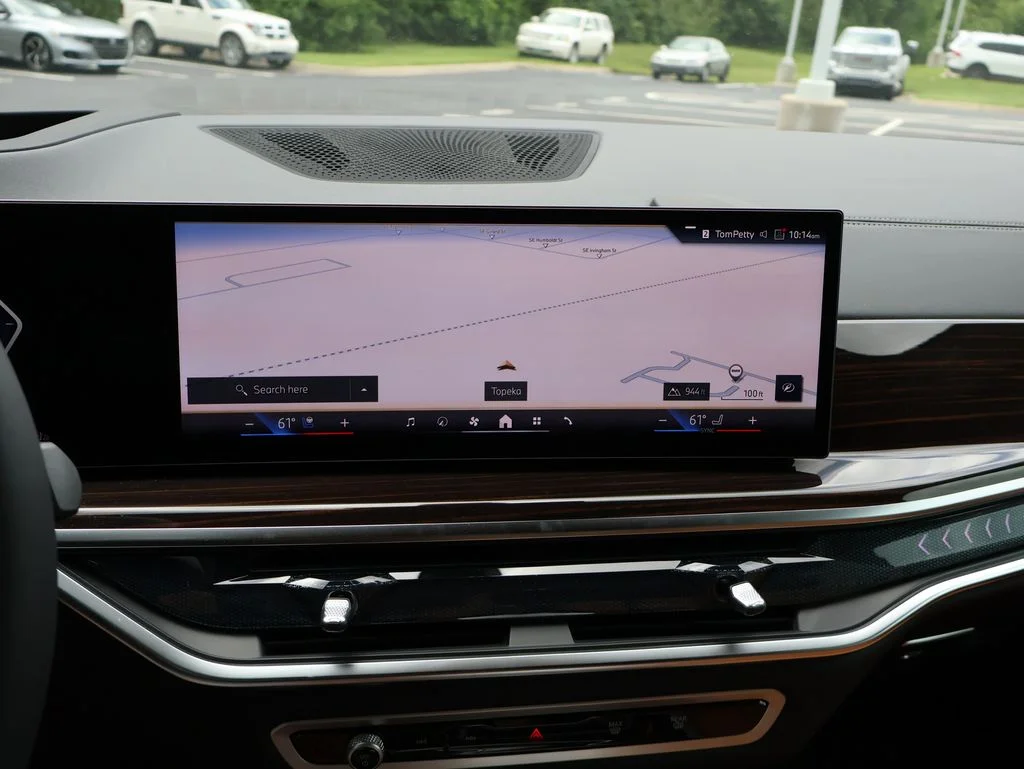 Used 2026 White BMW xDrive40i image 20