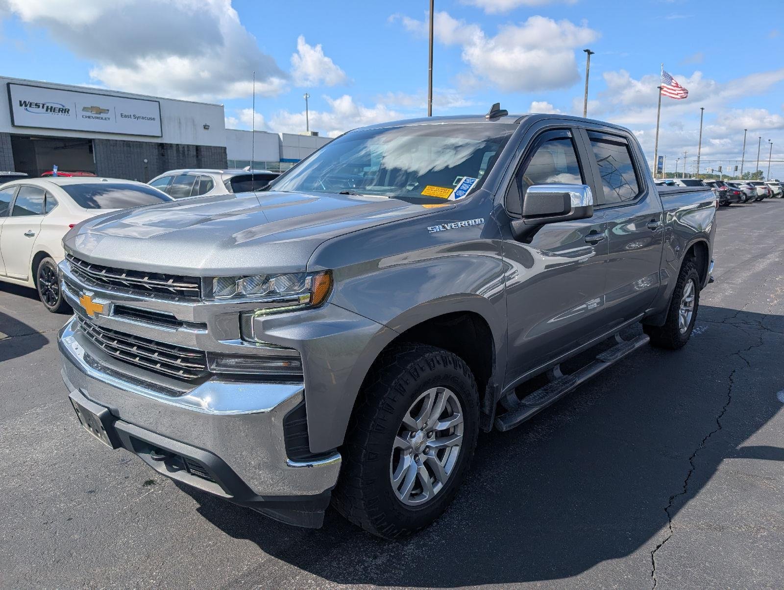 Used 2021 Satin Steel Metallic Chevrolet LT image 4