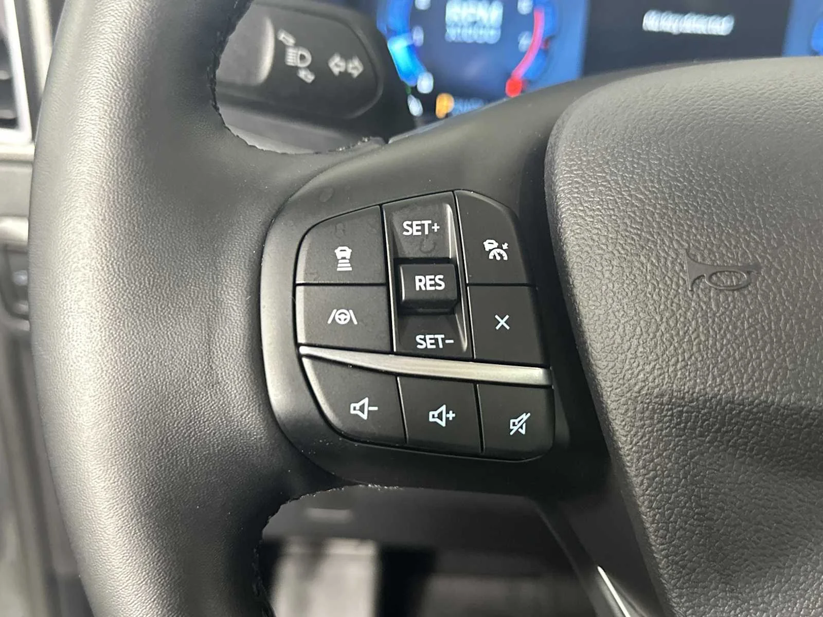 Used 2025 Carbonized Gray Ford Outer Banks image 33