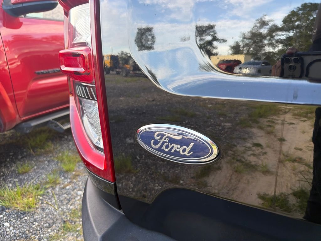 Used 2023 Black Ford Outer Banks image 17