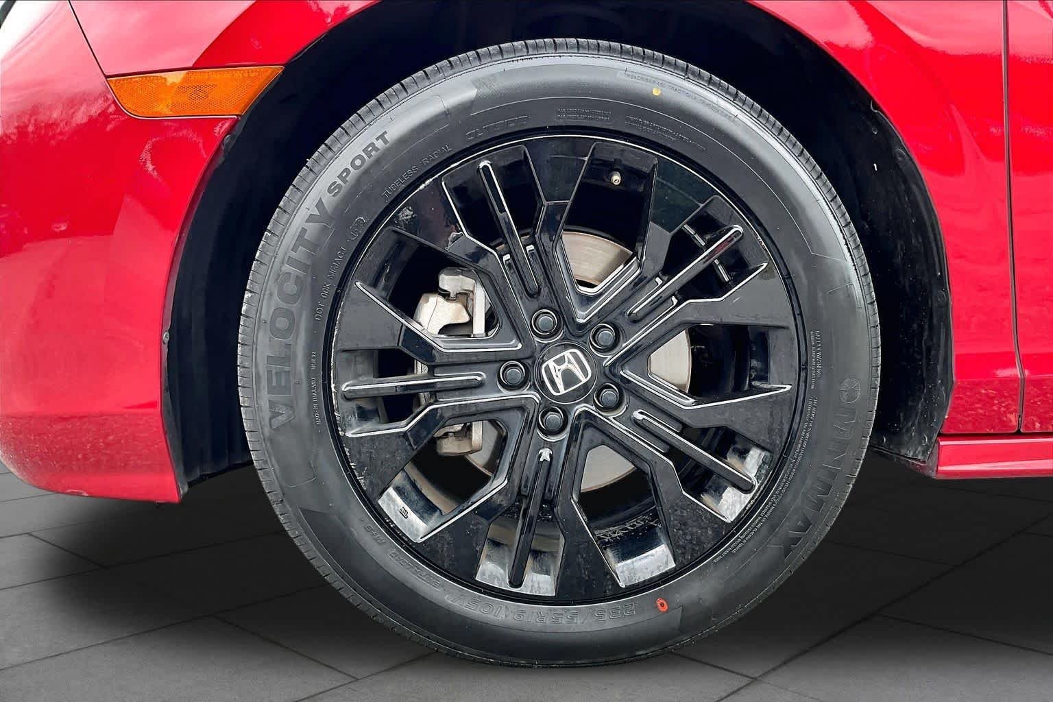 Used 2025 ruby Honda Sport-L image 11