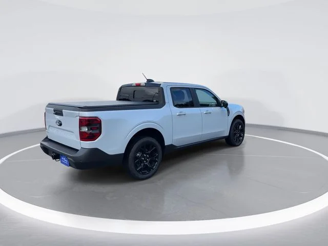 Used 2026 White Ford Lariat image 7
