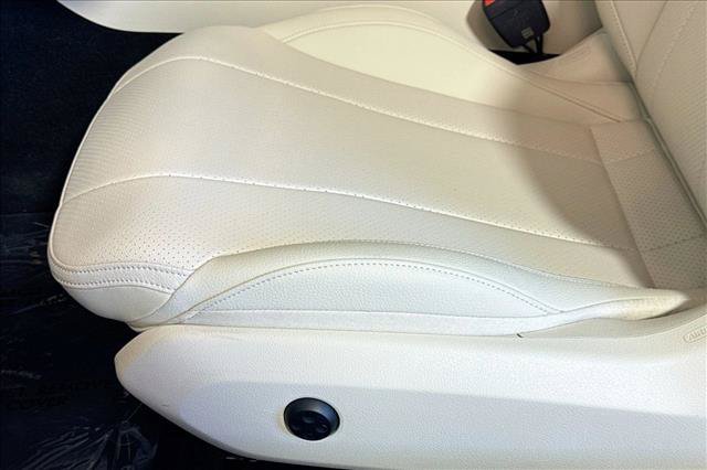 New 2026 Polar White Mercedes-Benz CLE 300 image 46