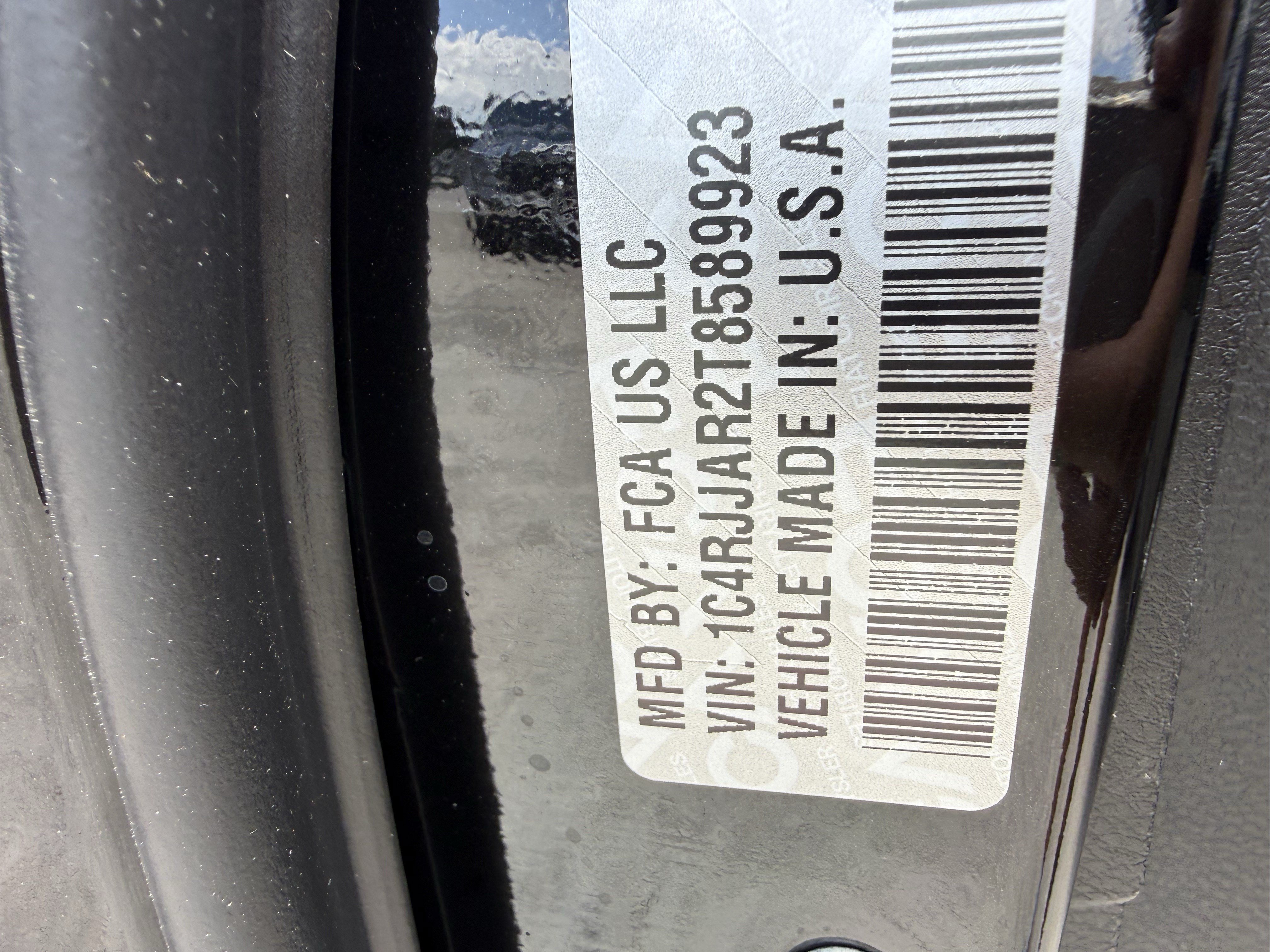 New 2026 Diamond Black Crystal Pearlcoat Jeep Laredo Altitude image 19