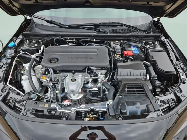 2026 Honda Civic Hatchback Sport - Photo 29