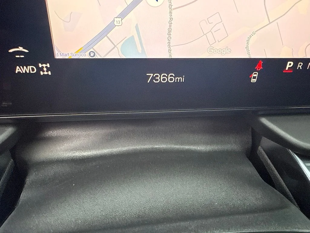 Used 2026  GMC AT4 image 23
