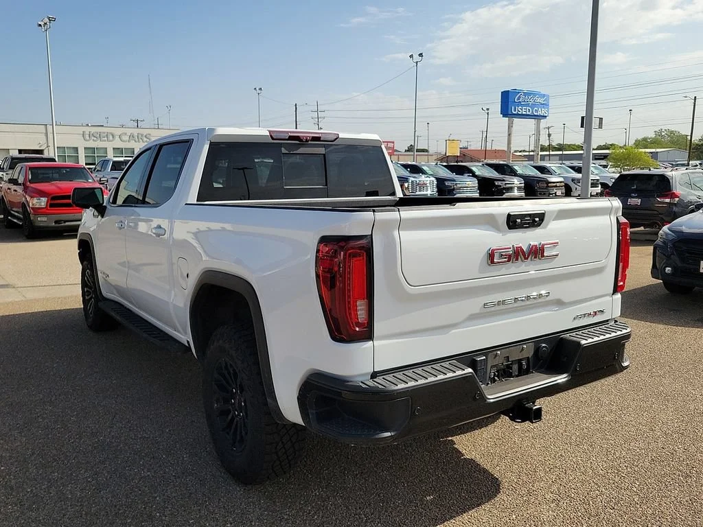 Used 2023 SUMMIT WHITE GMC AT4X image 7