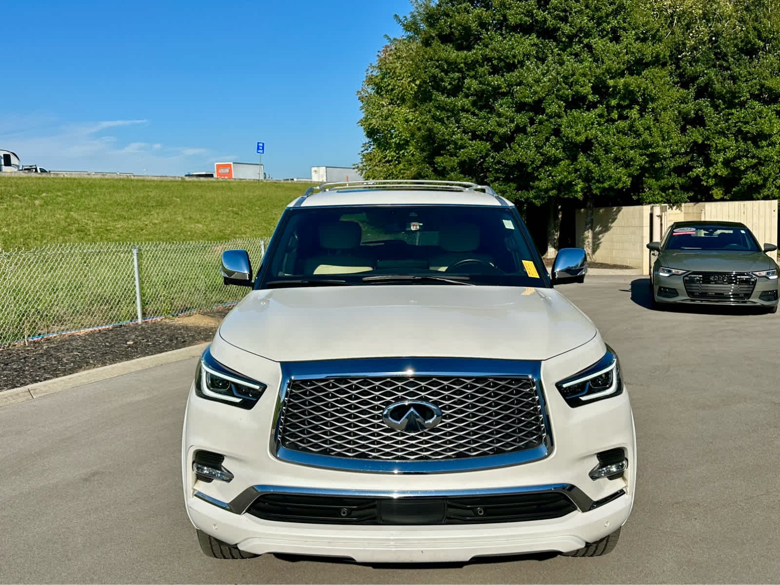 Used 2022 Moonstone White INFINITI SENSORY image 2