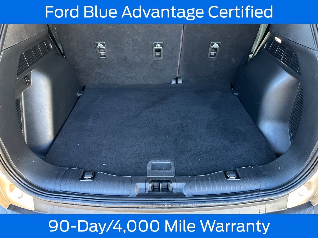 Used 2020 Gold Ford SEL image 7