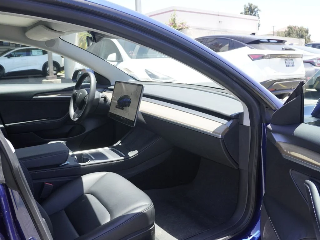 Used 2023 Blue Tesla Base image 18