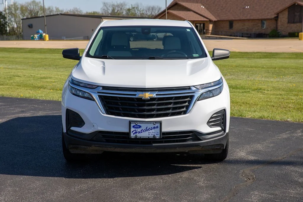 Used 2022 Chevrolet Equinox LS with VIN 3GNAXHEV5NS235617 for sale in Saint James, MO