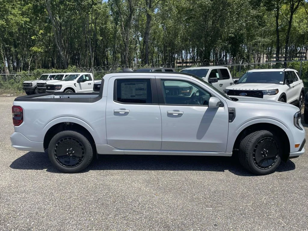 New 2026 White Ford Lobo Standard image 2