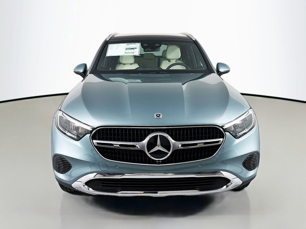 New 2026 Verde Silver Metallic Mercedes-Benz GLC 300 image 38
