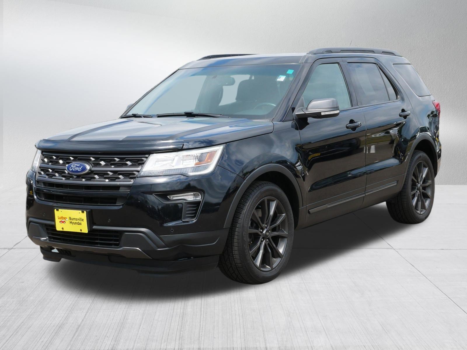 2018 Ford Explorer XLT - Photo 3