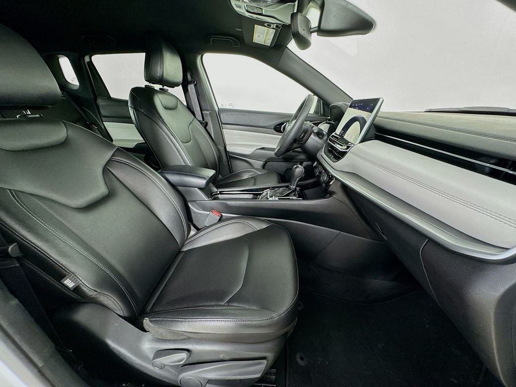 2025 Jeep Compass Limited - Photo 33