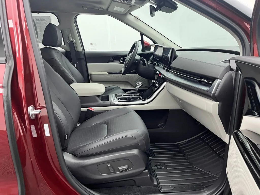 Used 2024 Red Kia SX Prestige image 34