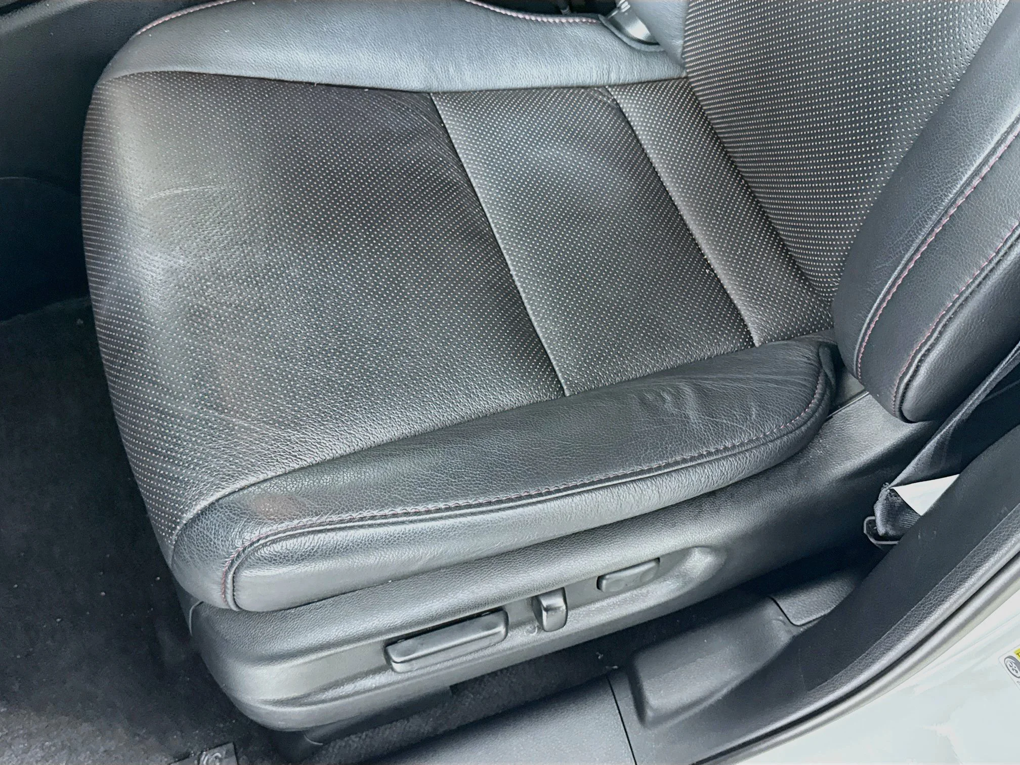 Used 2025  Honda Black Edition image 21